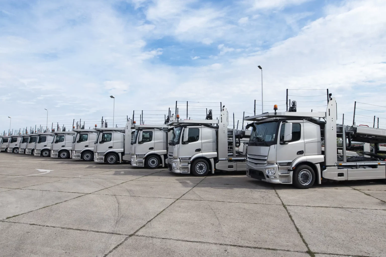 group-trucks-parked-line-truck-stop (Web H)